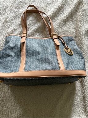 MICHAEL KORS Large TOTE